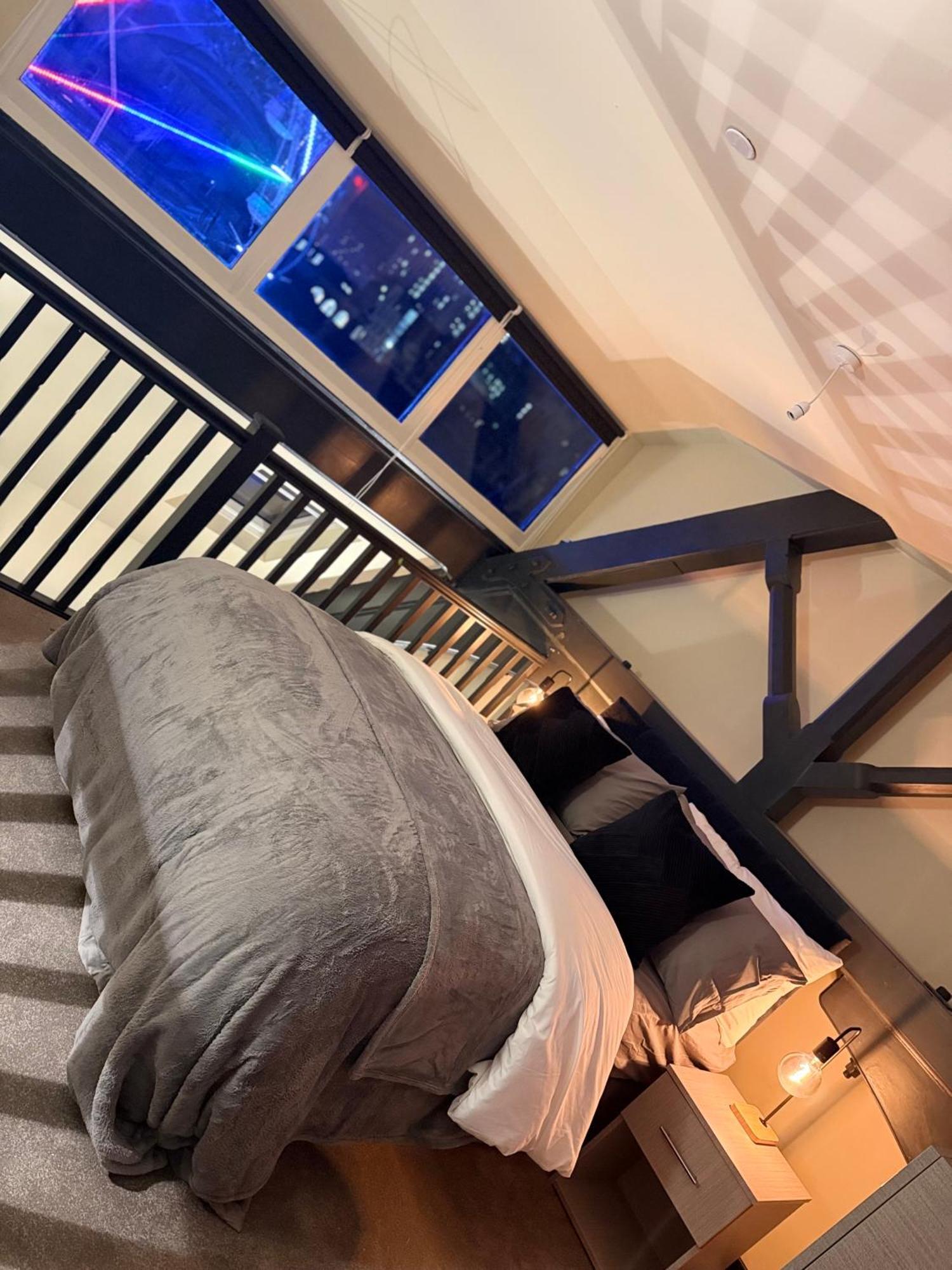 Cosy Mezzanine Apartment Leeds City Centre المظهر الخارجي الصورة