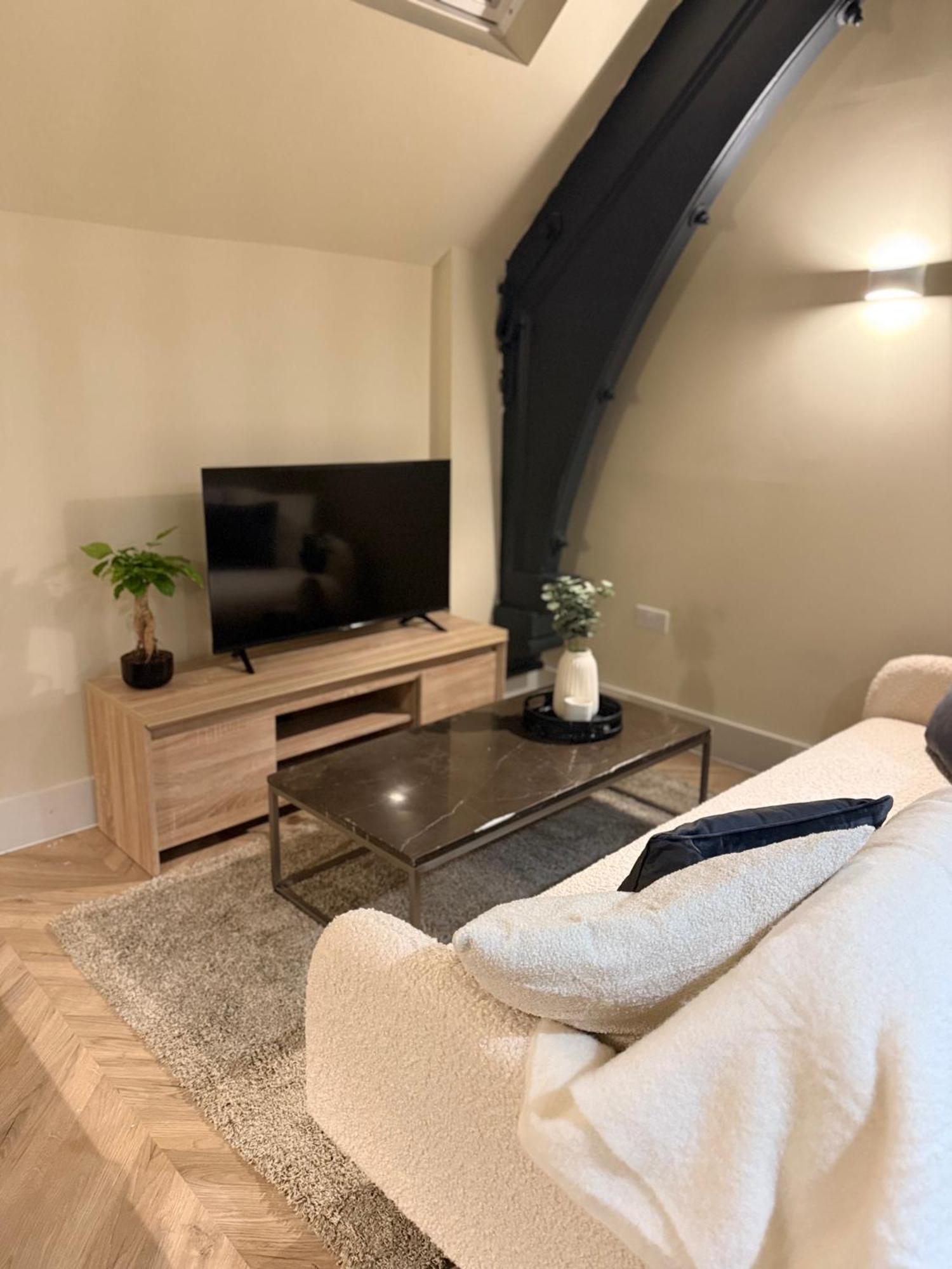 Cosy Mezzanine Apartment Leeds City Centre المظهر الخارجي الصورة